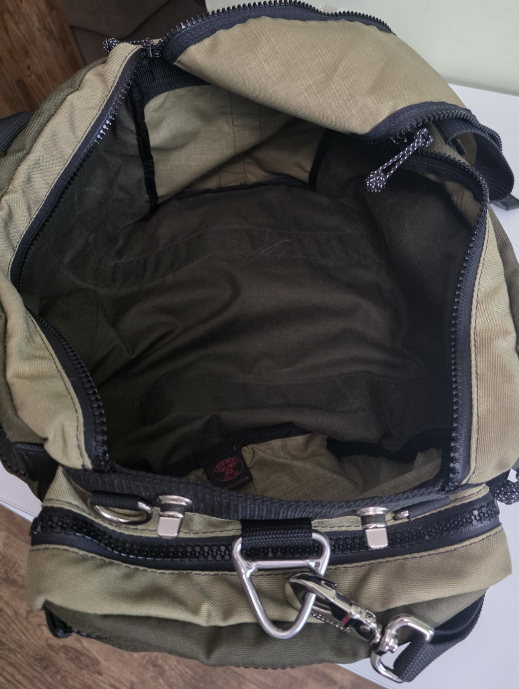 Red Oxx Safari-Beanos Bag PR5 – Olive Green- Medium Duffel with Claw Strap – USA
