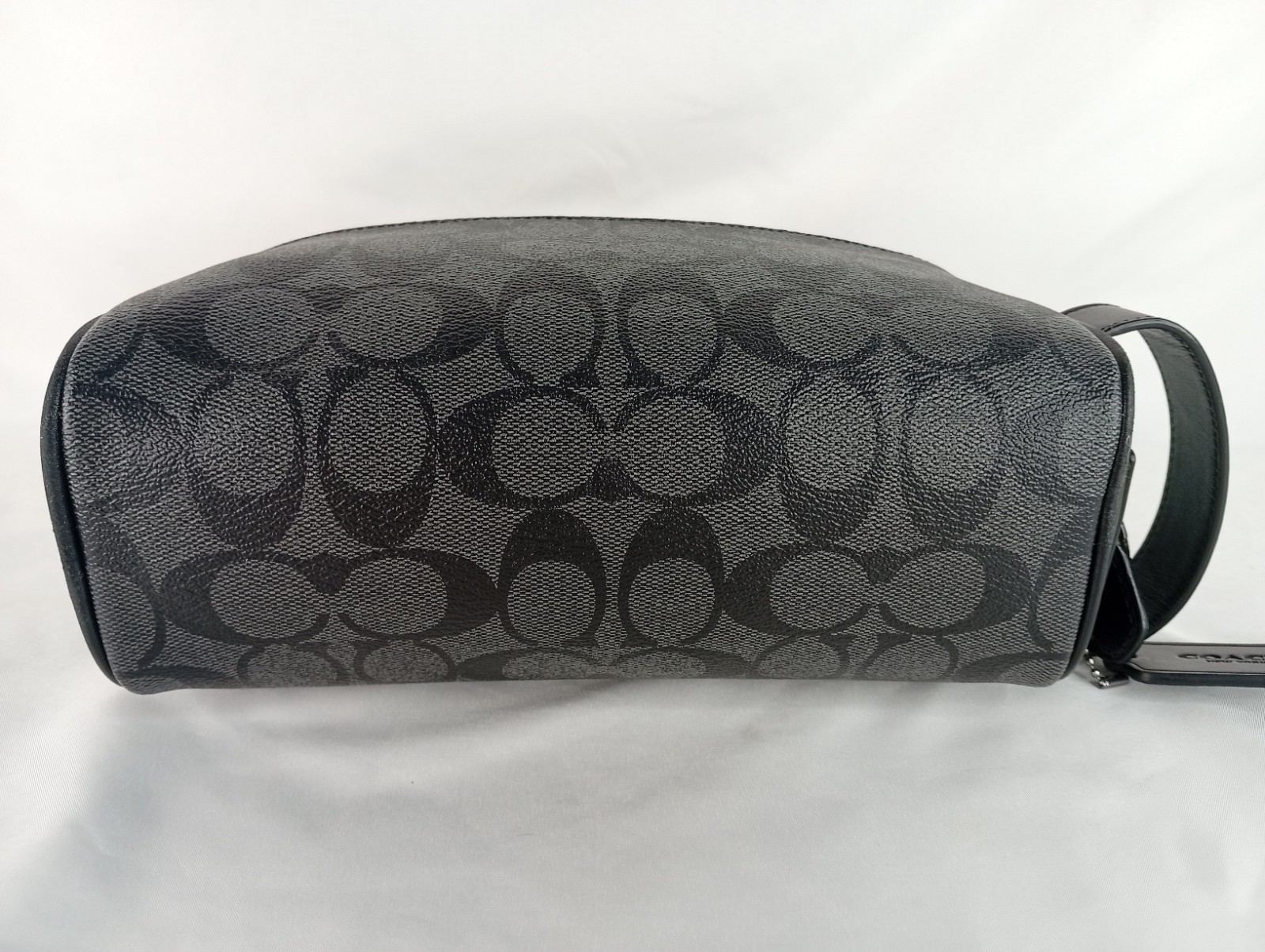 Pre-Owned Coach Signature Canvas Small Travel Kit Toiletry Bag Charcoal Black