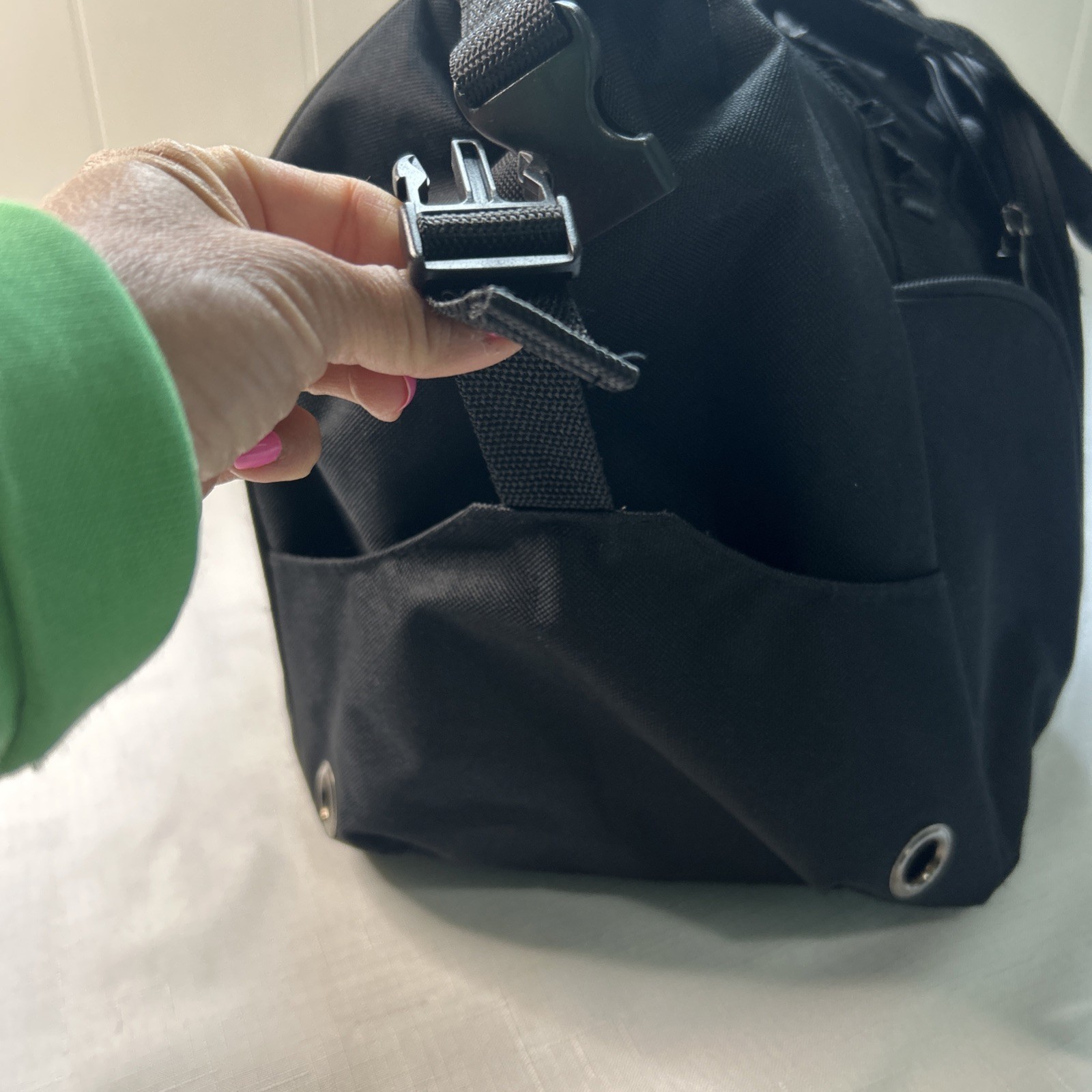 FedEx Black Duffle Bag 8 Different Pockets 22 in. x 10 in. Long New Without Tags