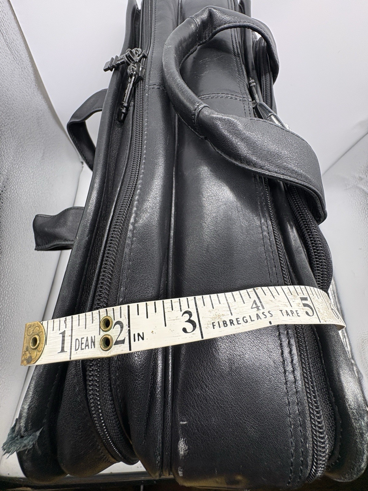 TUMI Alpha Black Leather Briefcase Laptop Messenger Bag 6”x13”x17.5”