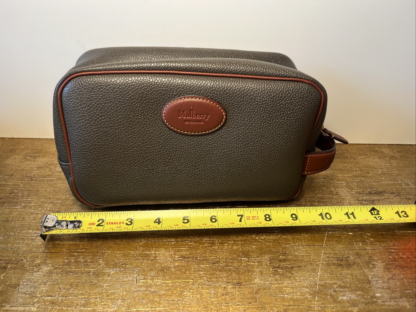 Mulberry Men’s Leather Dopp Kit Travel Bag Leather Olive & Cognac