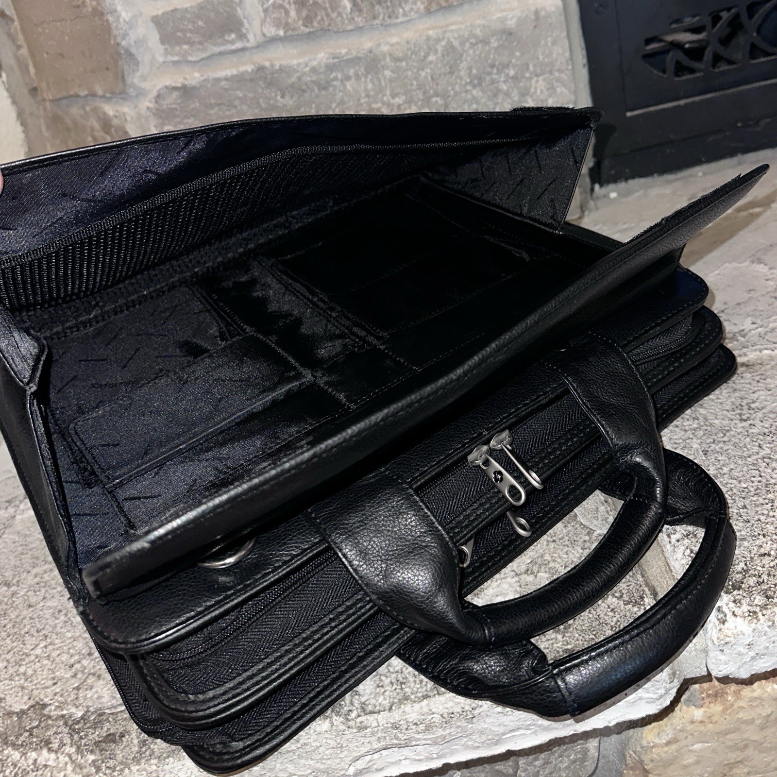 Samsonite Black Grain Leather Laptop Bag Briefcase 3-Ring Organizer 14x11x5”