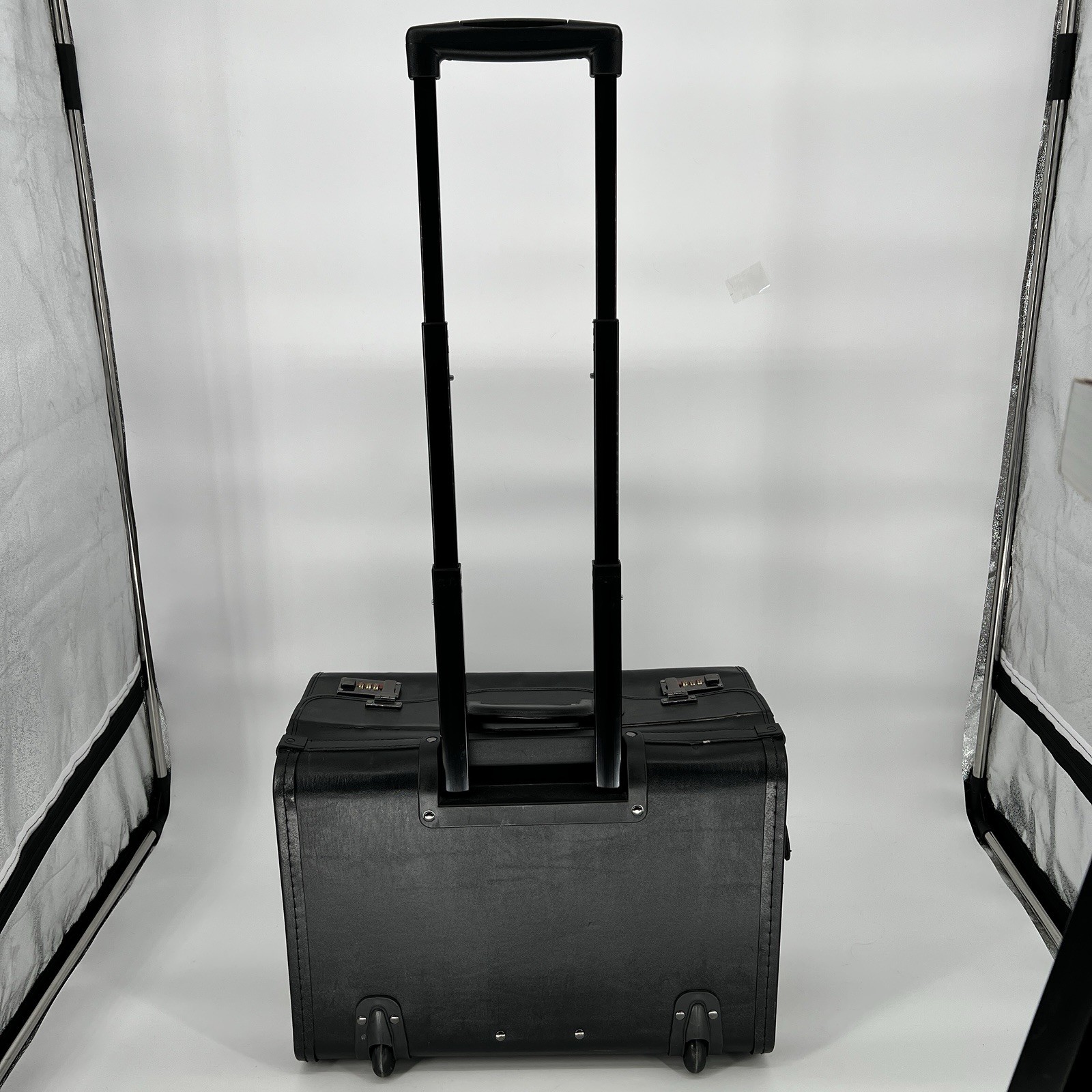 Alpine Swiss 19 Wheeled Briefcase Rolling Case Sales Sample Pilot Lawyer Attache