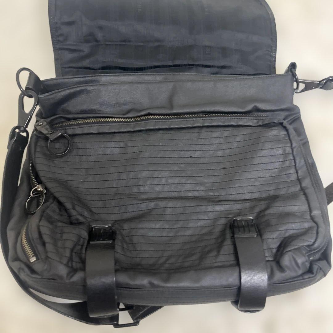 Diesel Men Archive Metal Black Shoulder Bag 34x7x37cm Luxury Modern Stylish ITA