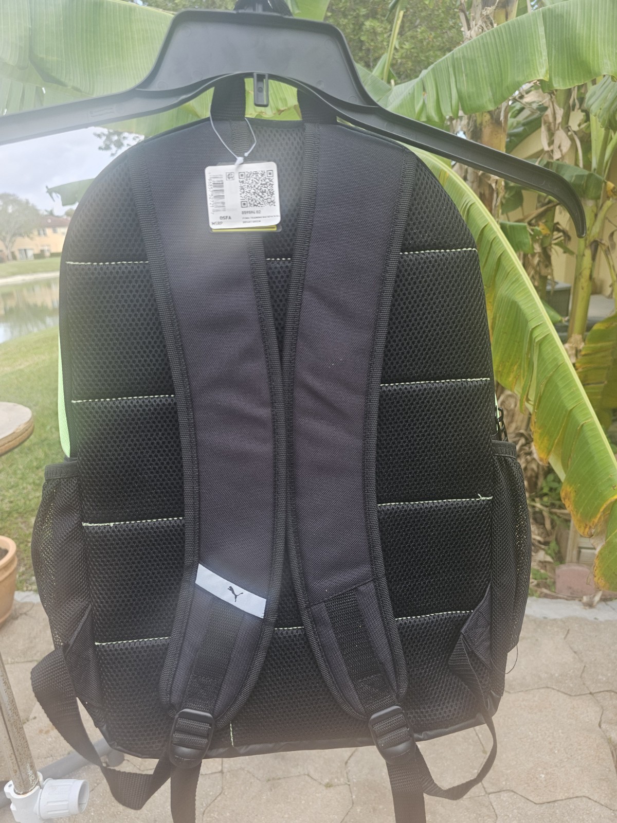 PUMA 15″ Laptop Training Backpack Black and fluorescent green 859594-02 Large