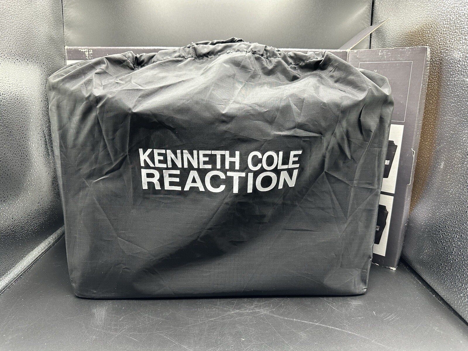 Kenneth Cole “Case In Point” Flapover Portfolio Black Leather Locking Briefcase