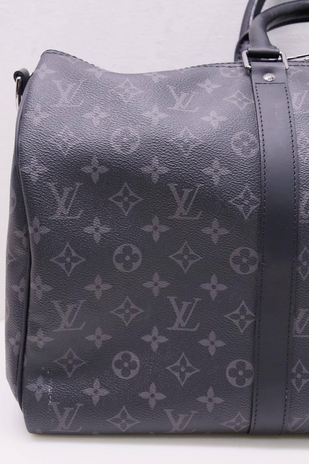 Louis Vuitton Keepall 45 Bandouliere Damier Graphite LV Travel Duffle Bag MB3137