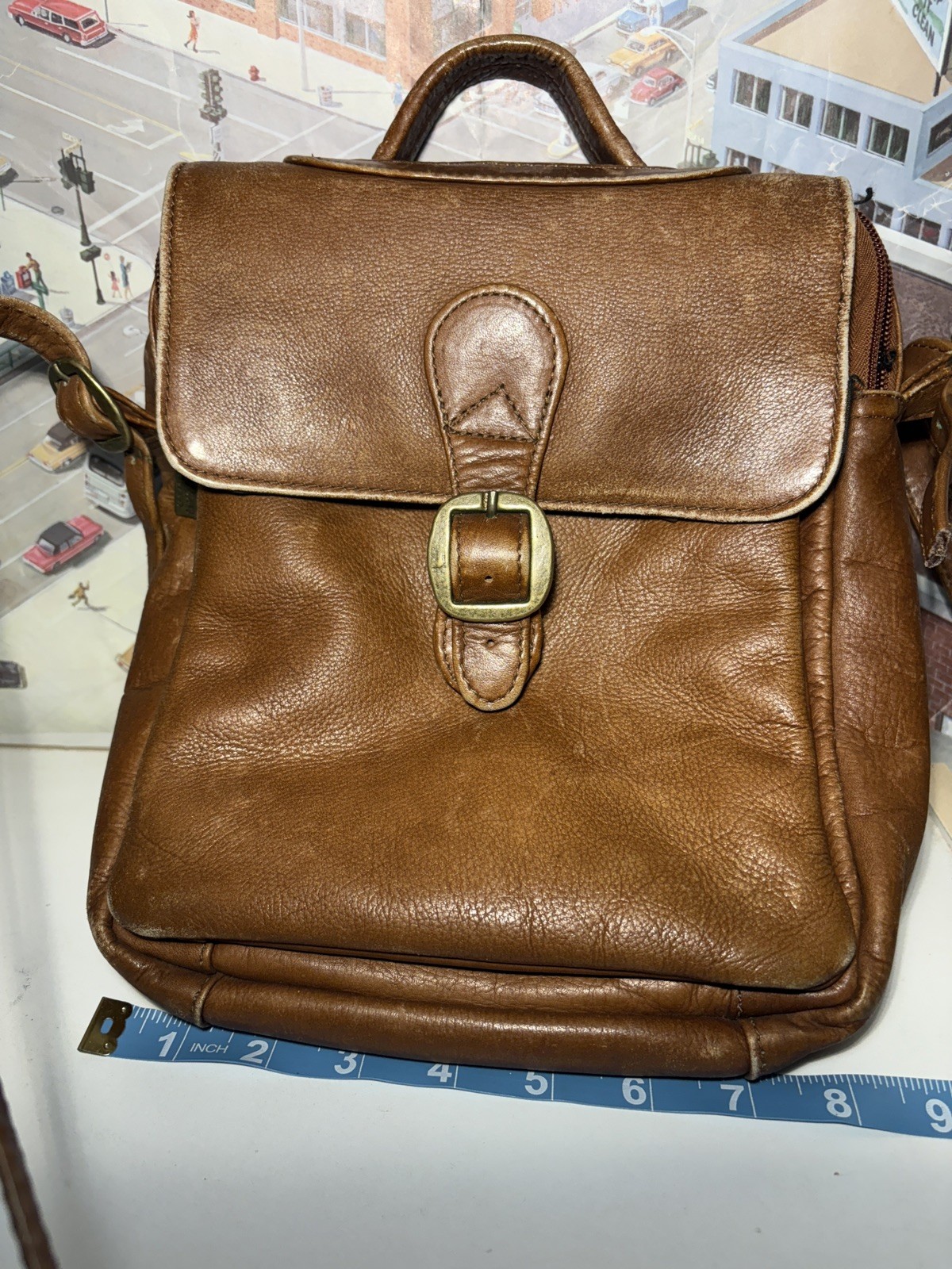 Vintage Wilsons Leather Crossbody Bag with adjustable strap and five pockets