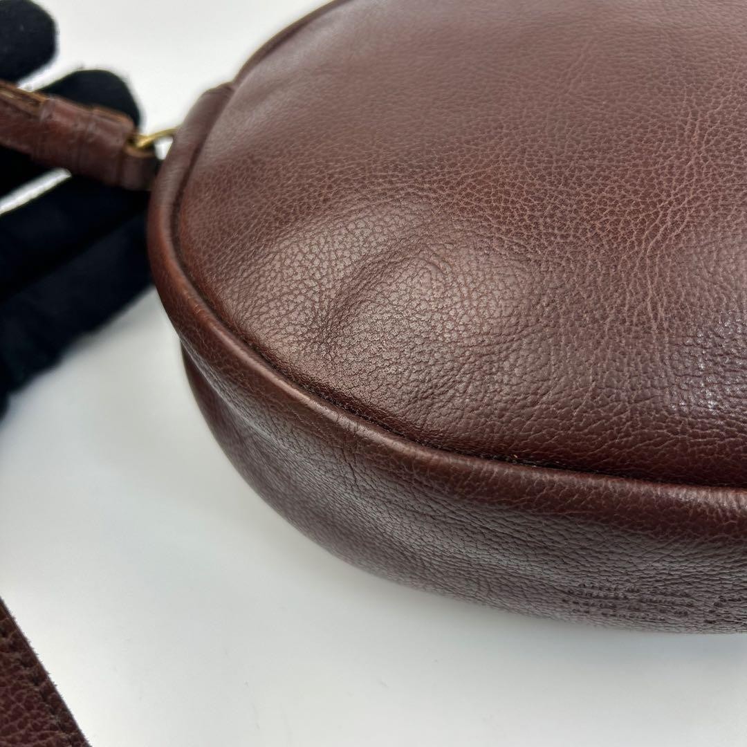 IL BISONTE Oval Leather Shoulder Bag Logo Embossed Brown