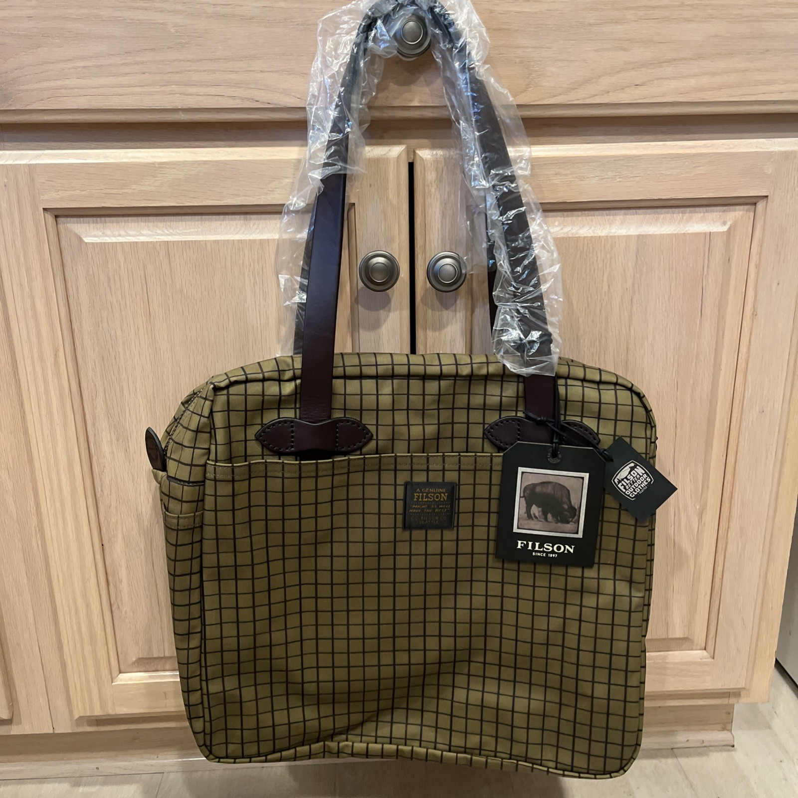 💥 NEW NWT Filson Tin Cloth Tote Bag W/ Zipper Flyway Green Plaid Check Leather