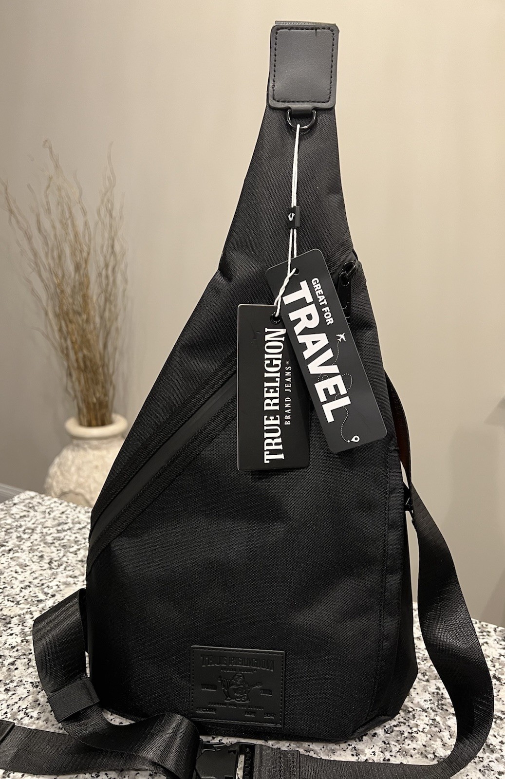 NEW True Religion Men’s Kobe Crossbody Adj Sling Canvas Bag Purse Black