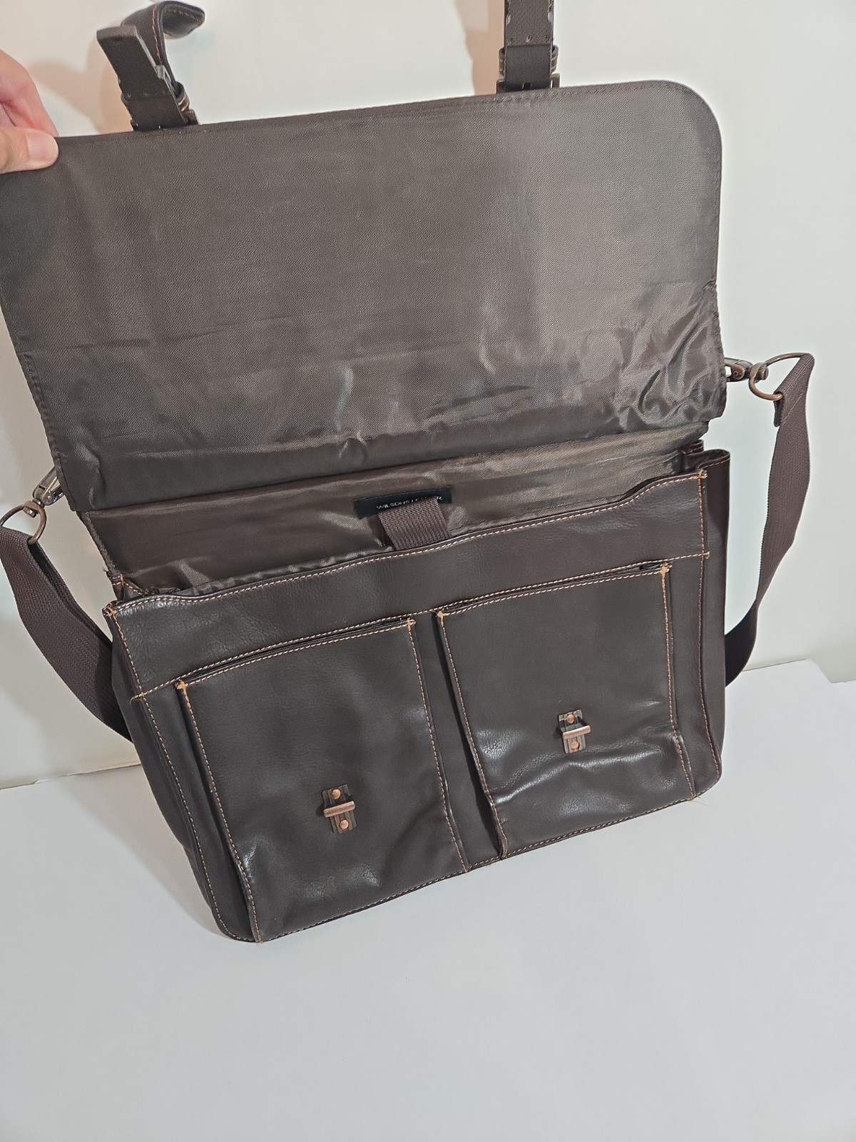 Wilson Leather Brown Laptop Carrying Case Computer Bag Briefcase Messenger Bag
