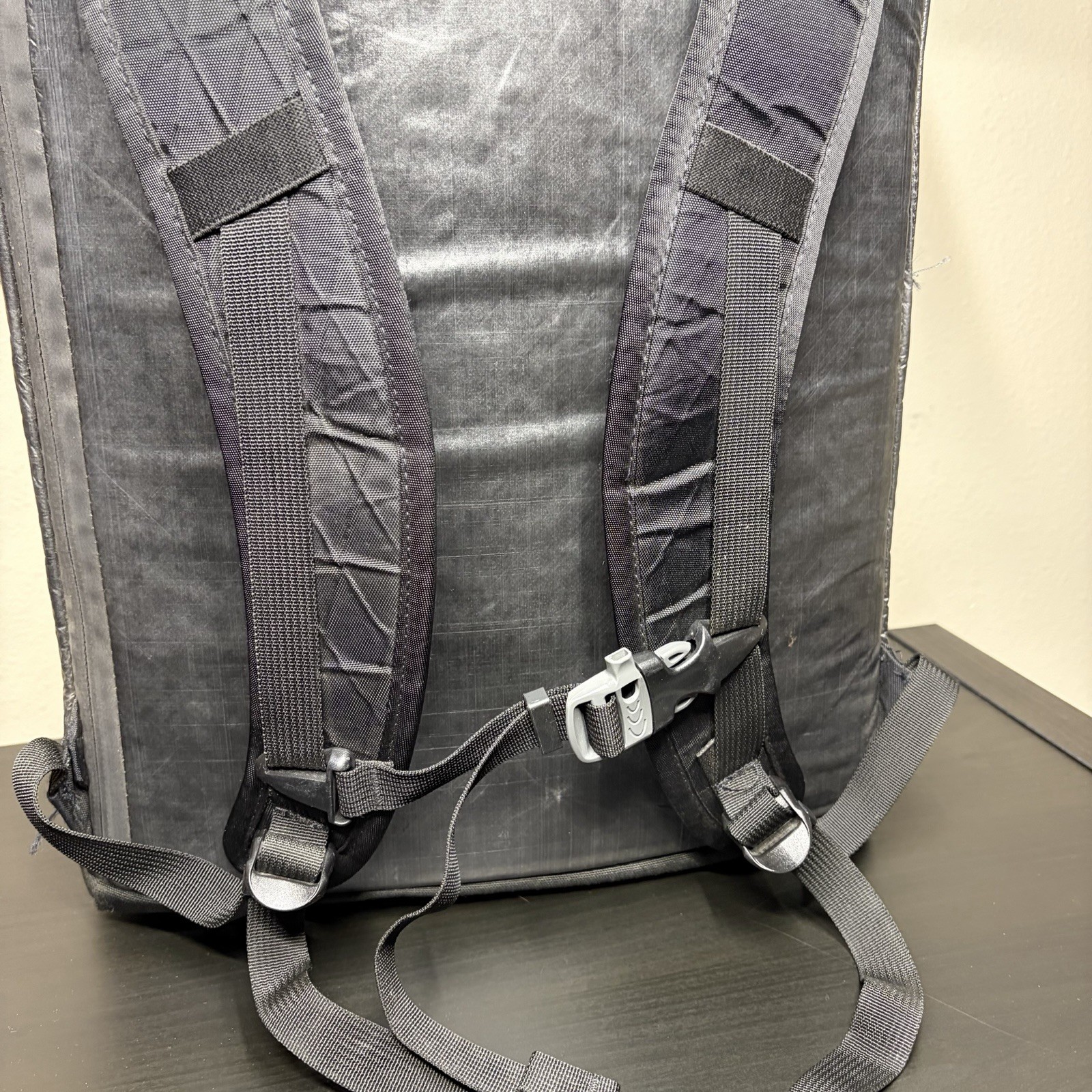 TRUCE DESIGNS M.S.B. Dark Grey XPAC 20-25L Backpack Hiking Outdoors USA Made
