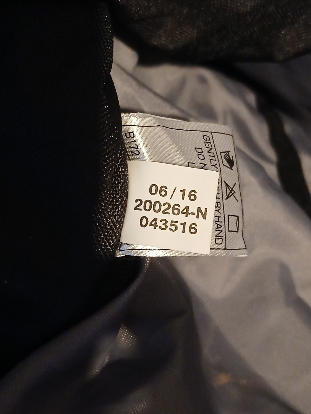 2016 Large Black Adidas Duffle Bag Gym Sports Travel Duffle 24″x12″x12″ EUC Team