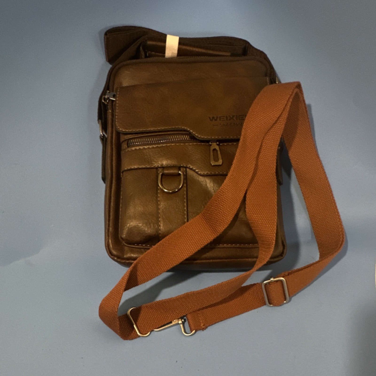 WEIXIER Brown Messenger Bag for Men with Pockets, Zip Closure, Shoulder Strap