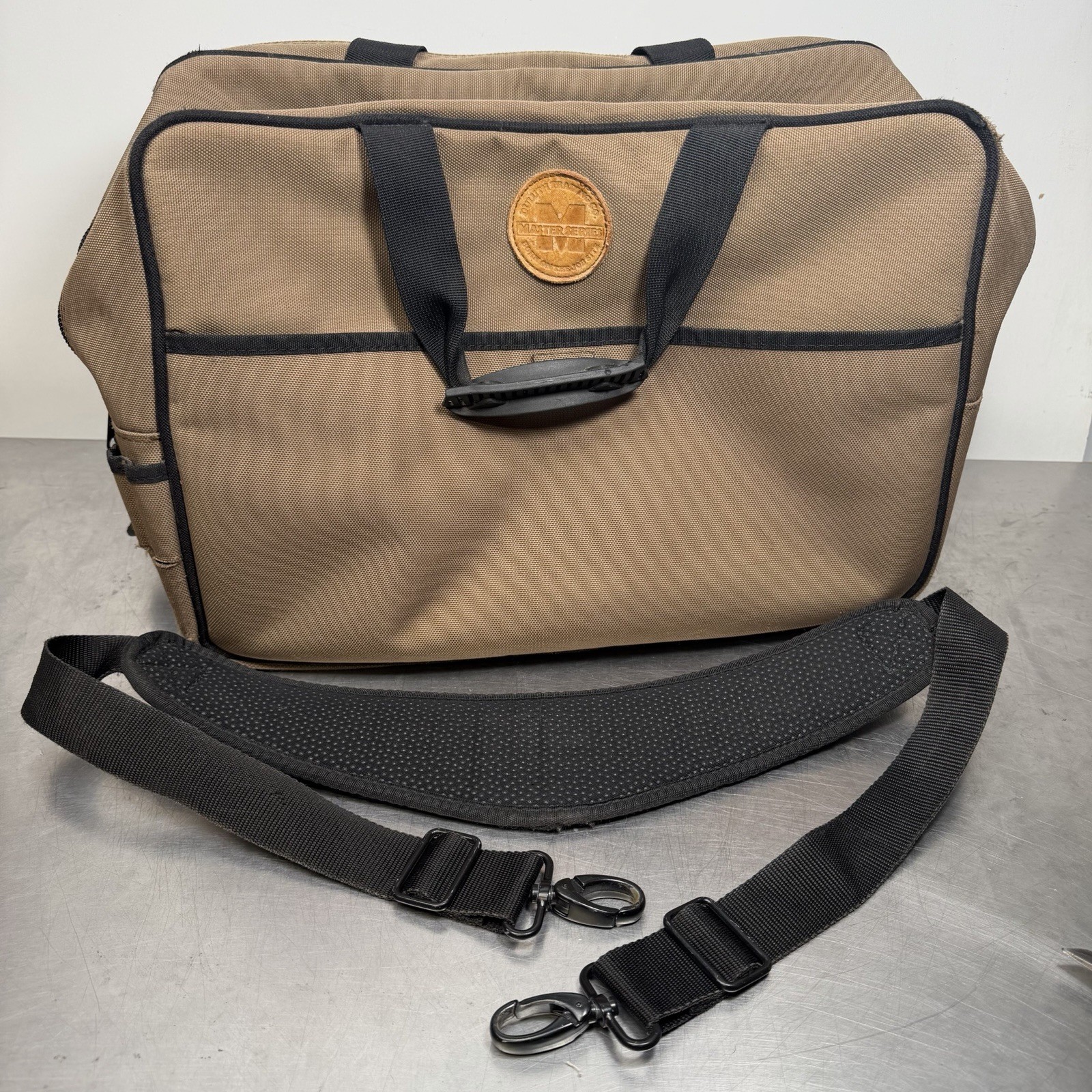 Duluth Trading Co Master Series Brown Canvas Journeyman Tool Bag w/ Padded Sling