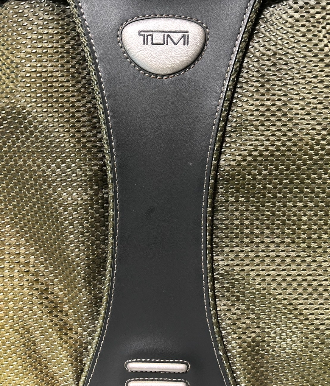 TUMI T2 Olive Green Technical Shoulder Bag Messenger Style A4 Minimal