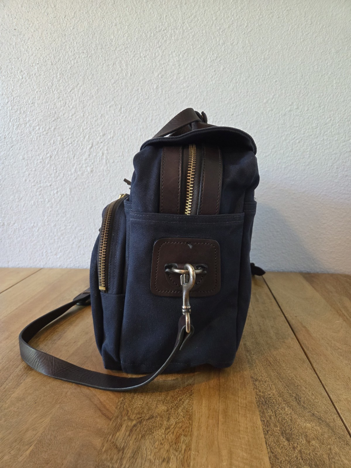 Filson Rugged Twill Padded Computer Bag | Navy | USA Made | MSRP $625 | Rare
