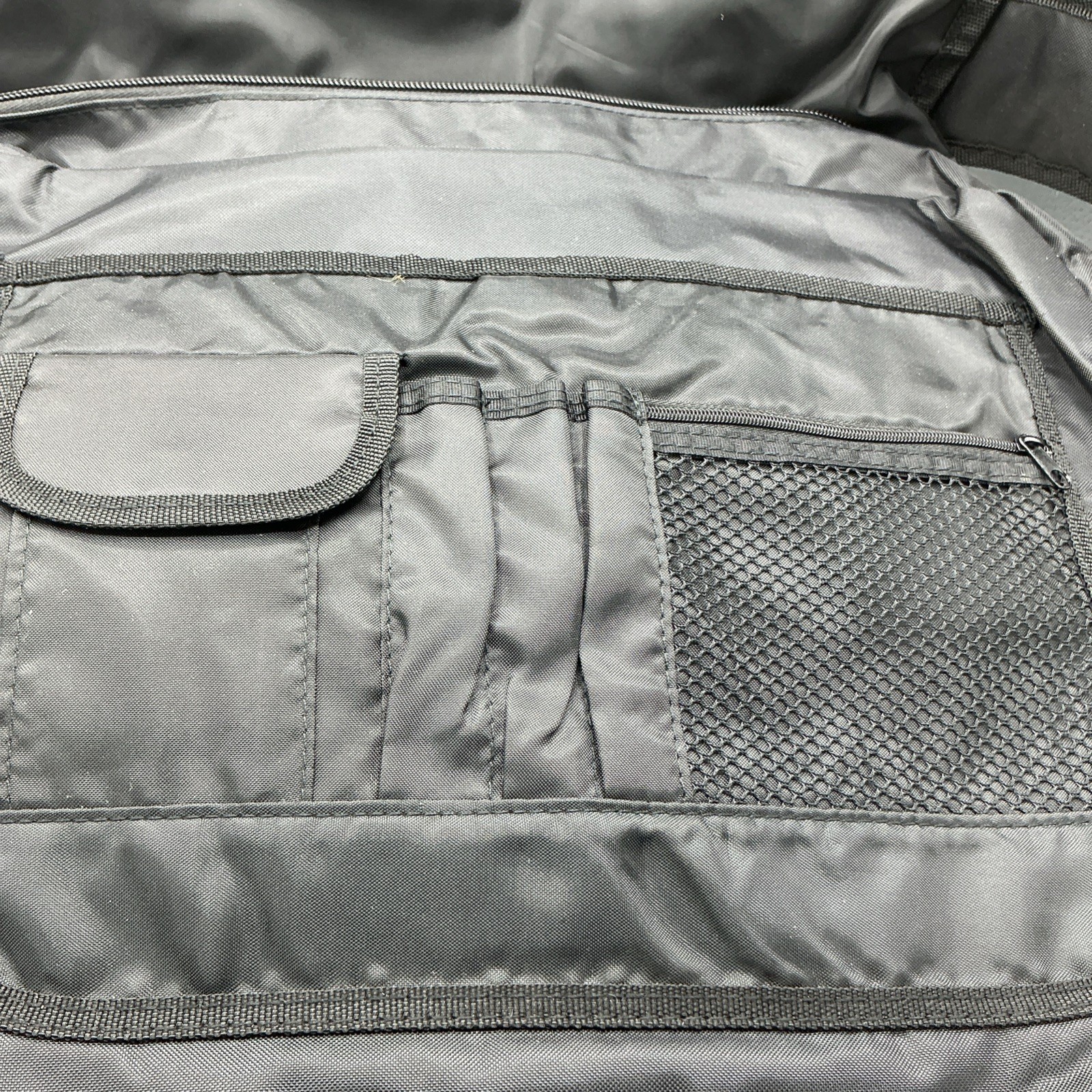 Eastsport Double Buckle Laptop Messenger (Black) 15x11x7 18 Drop. 81