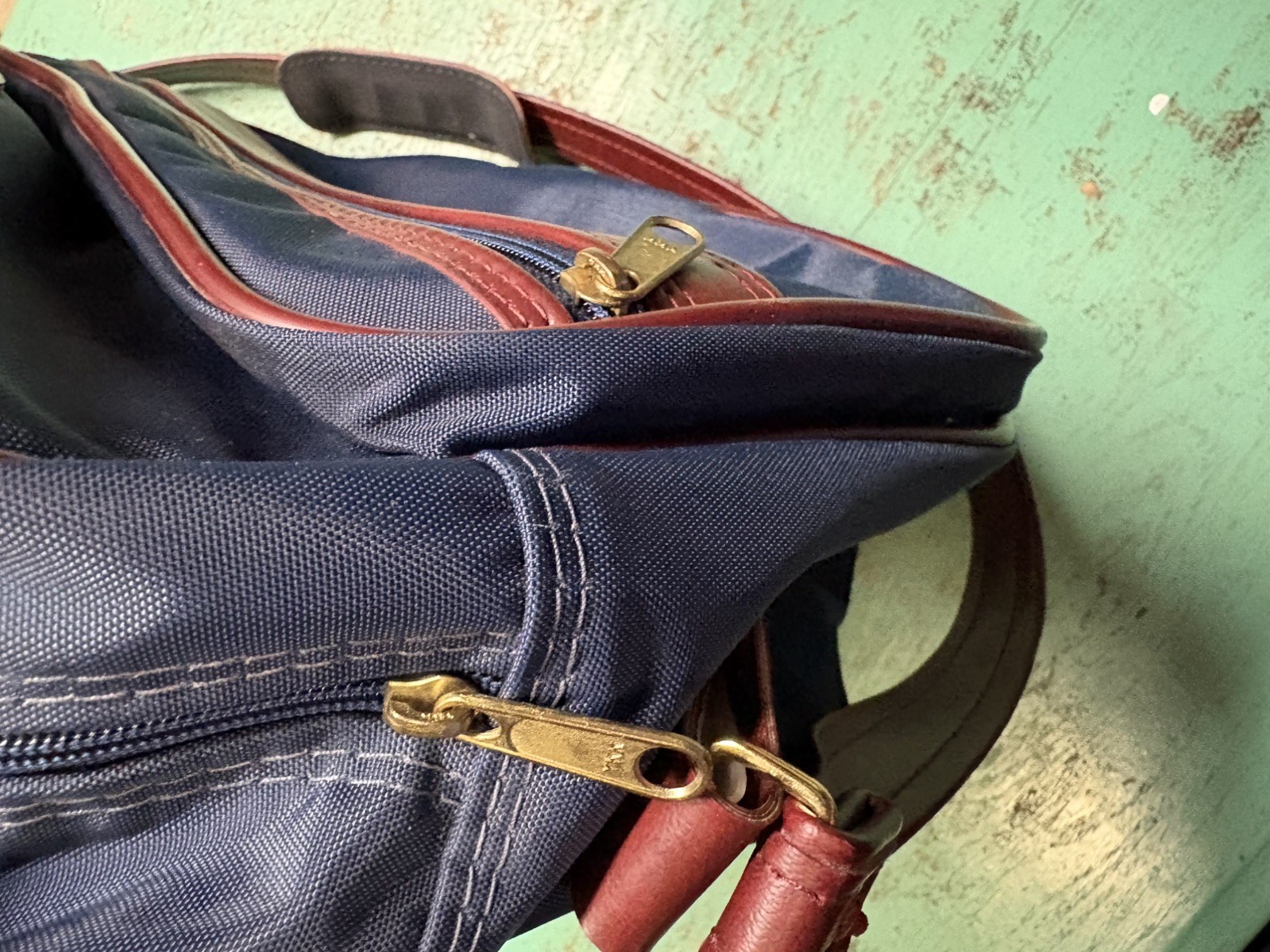 Vintage Samsonite Navy Blue & Brown Travel Shoulder Bag Messenger Bag Carry On