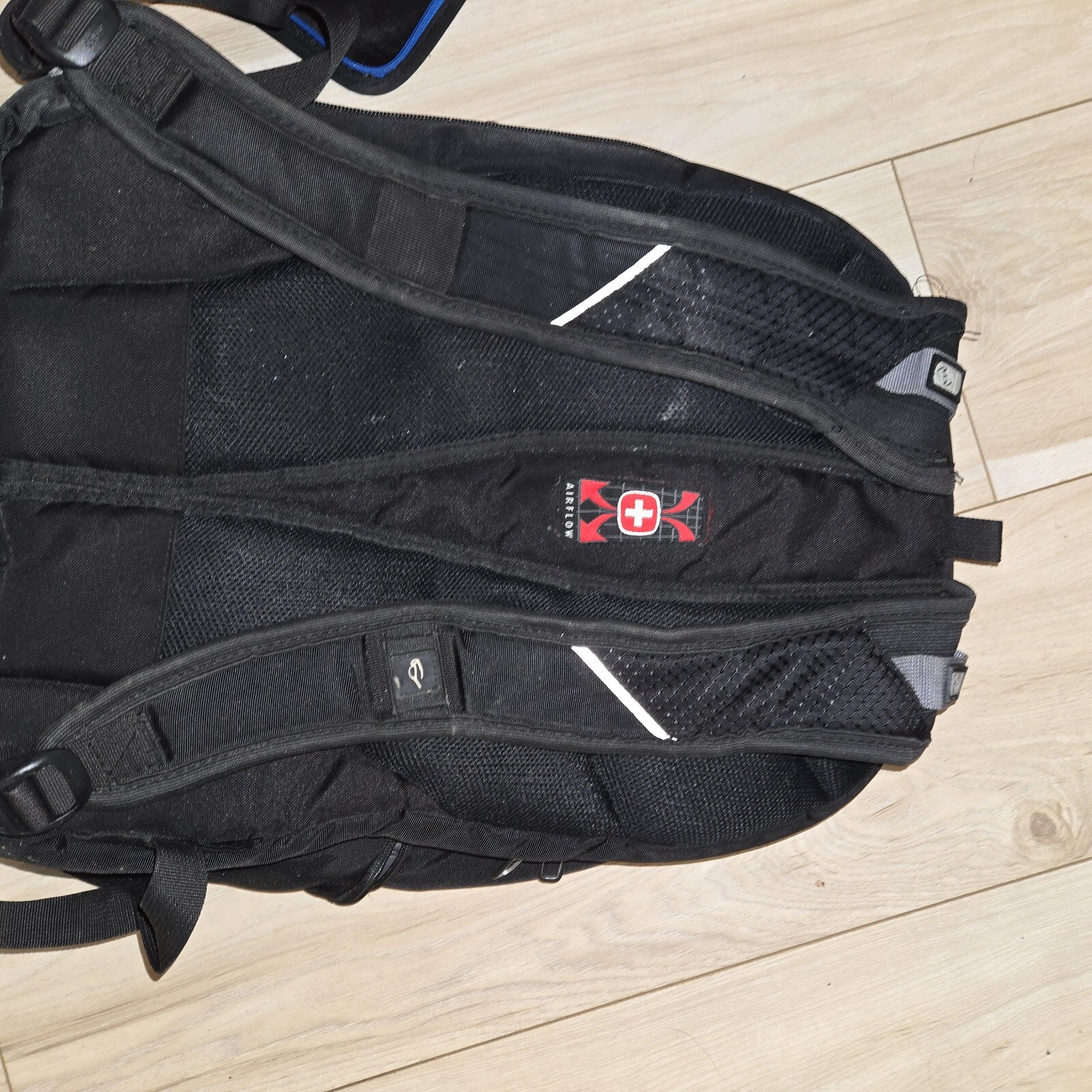 Swiss Gear Laptop Backpack Travel Hiking Black Airflow Multi Layers Bag 16 in