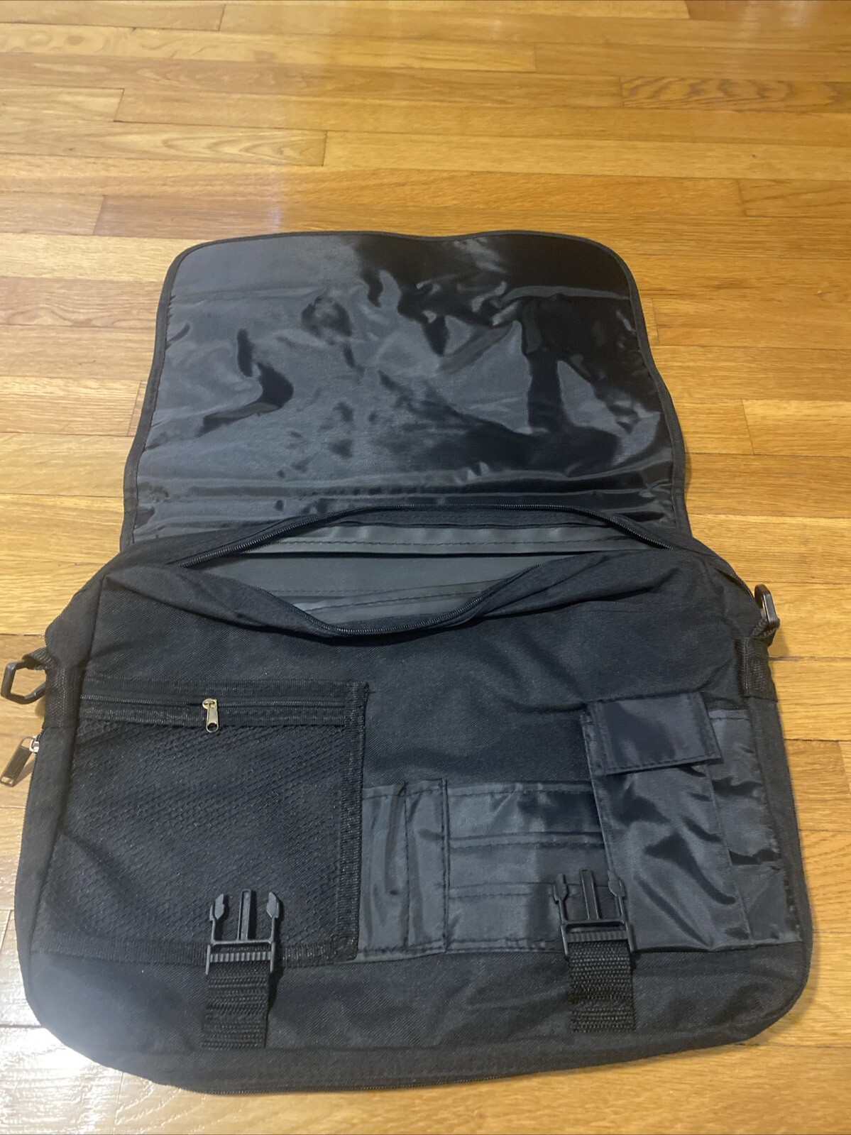 Leed’s Computer Canvas Bag Rangers