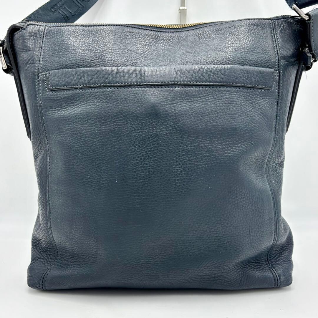 TUMI Centro Venezia Navy Leather Crossbody Bag Mens Authentic 31cm 11.8in