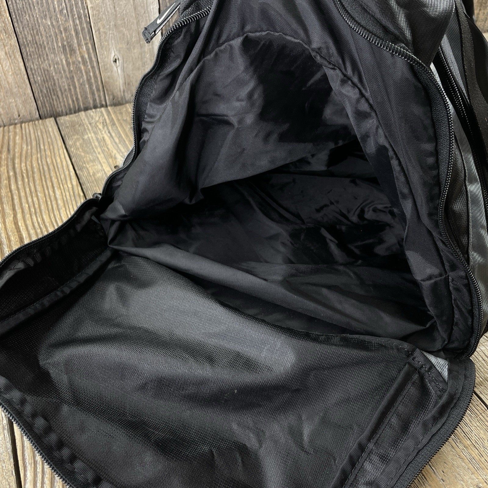 Nike Golf Black Gray Gym Duffle Bag Hard Bottom Shoe Pouch 21” x 12.5” x 11” GUC