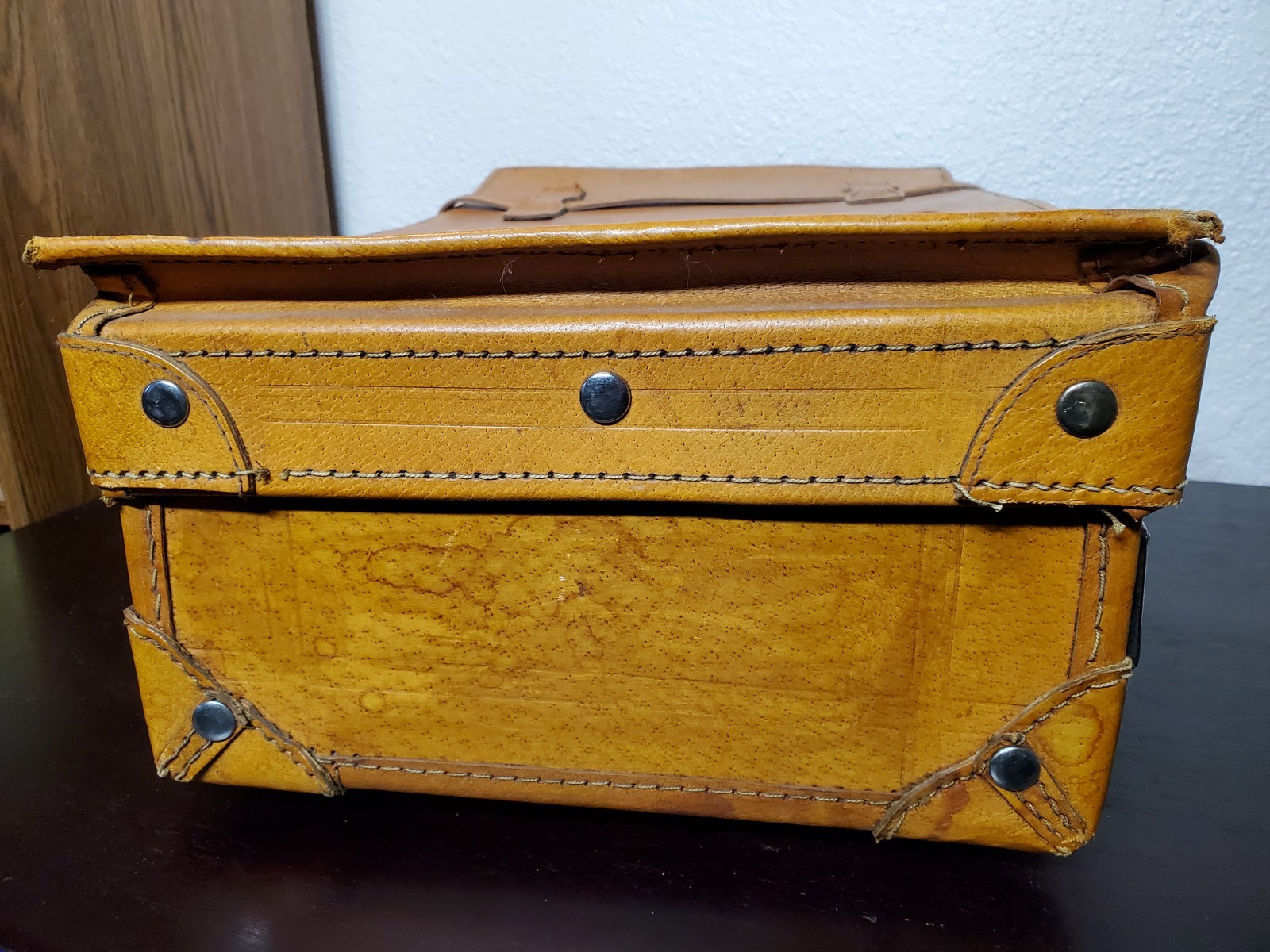 Vtg American Crew Leather Bound Men’s Shaving Case Overnight Luggage Bag