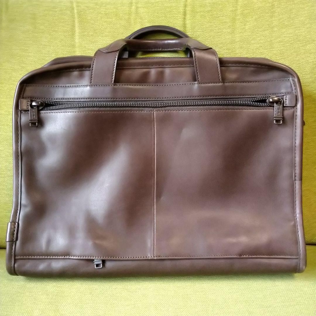 TUMI Genuine Leather Business Bag Brown 32.5cm x 42cm x 12cm