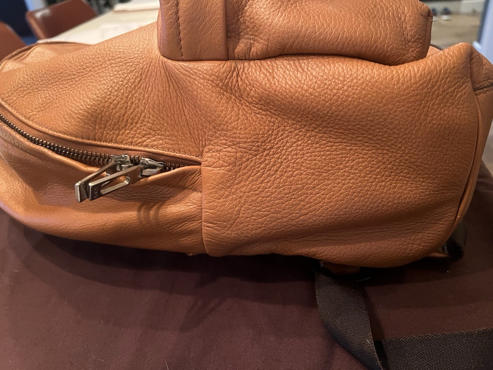 TOD’S MENS LEATHER BACKPACK BAG TAN BROWN