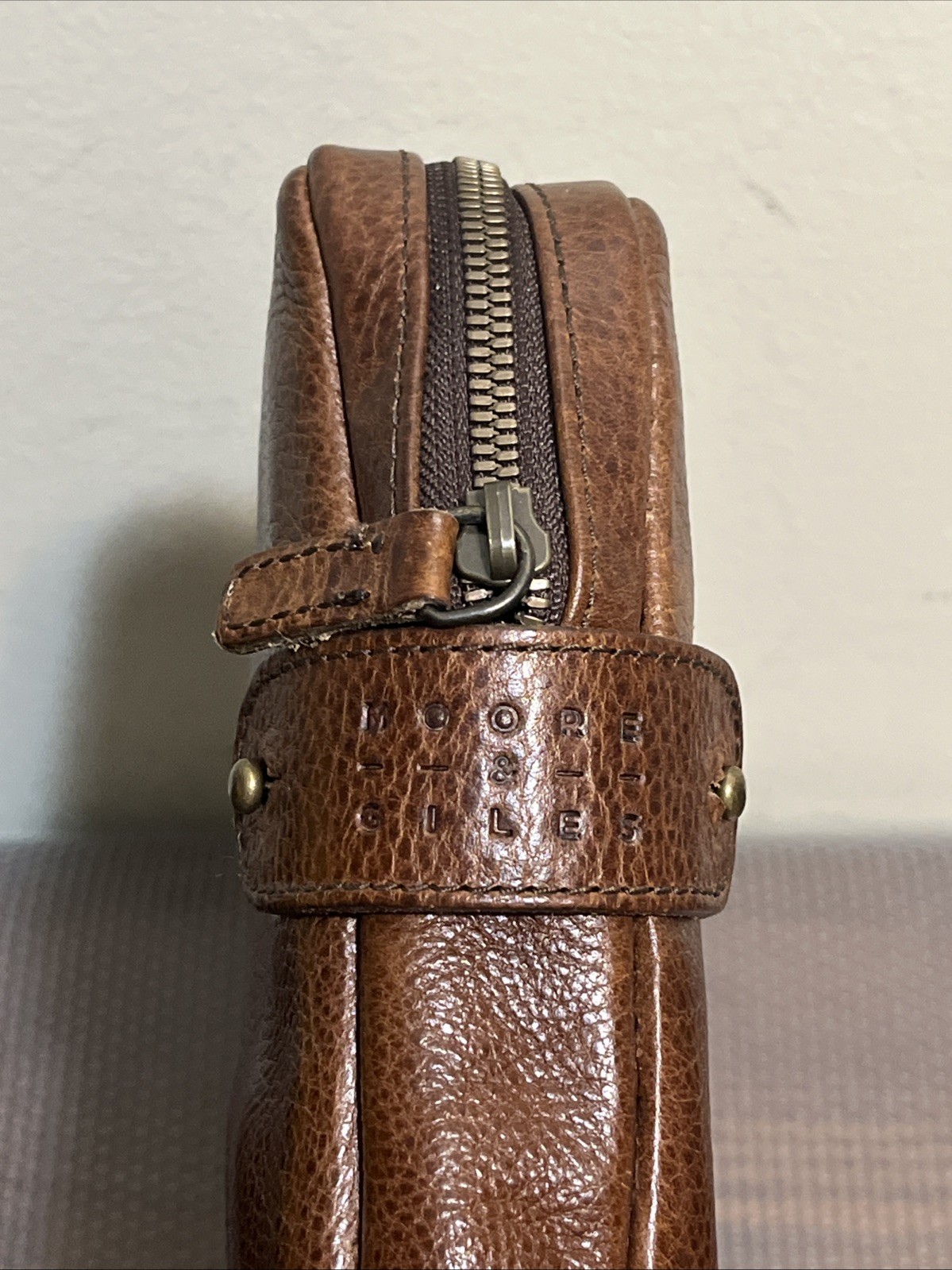 Moore & Giles Leather Tech Pocket Titan Milled Brown With Built In Powder Bank