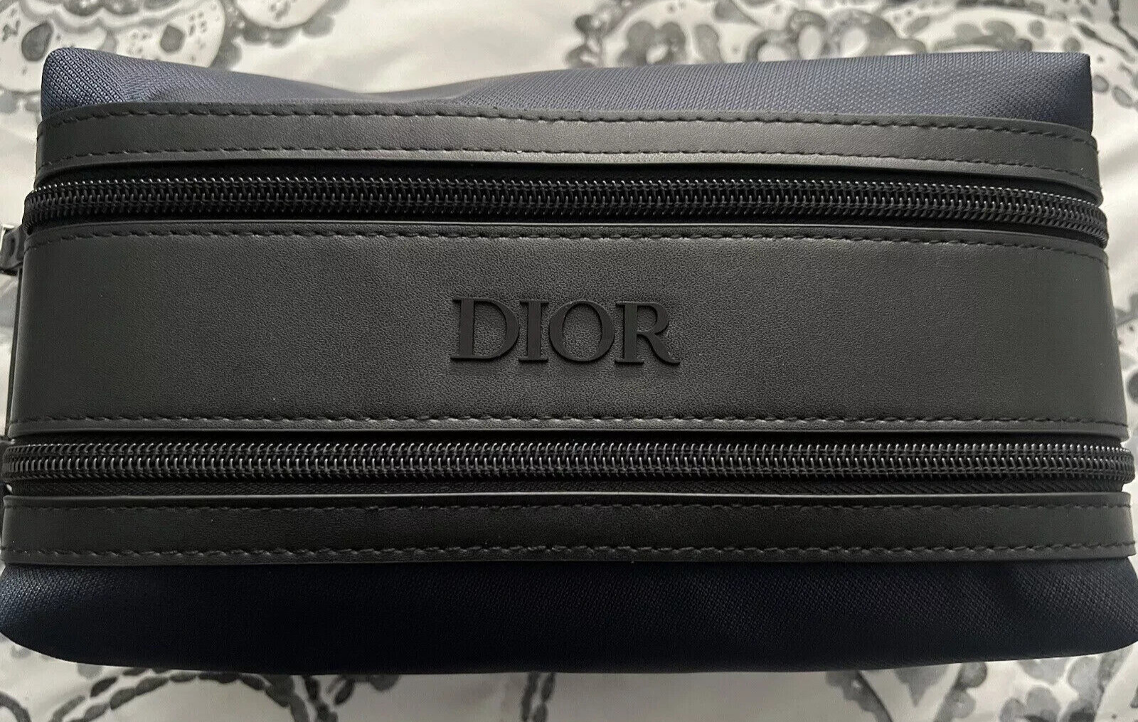 NEW DIOR Men’s Double Compartment Toiletry Bag Travel Dopp Kit BLACK NAVY BLUE