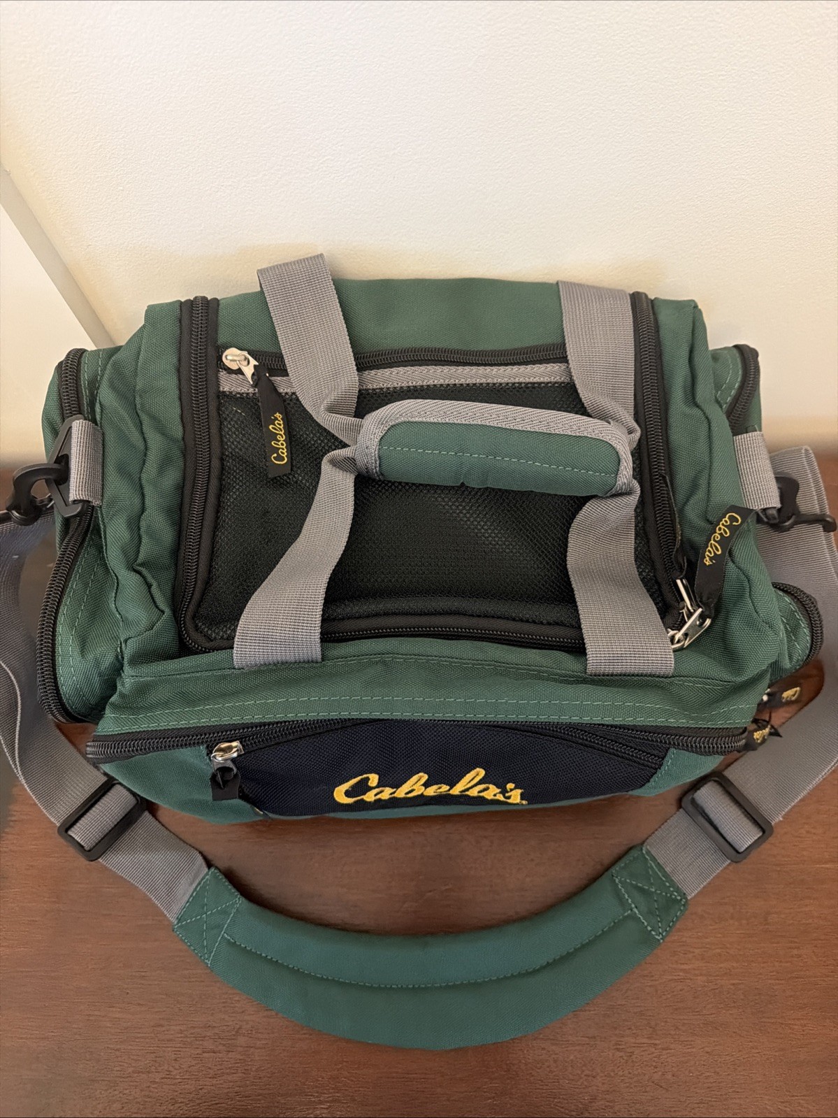 Cabelas Duffel Bag Green~Padded Shoulder Strap Zippers 13x10x7.5 Fish Hunt Clean