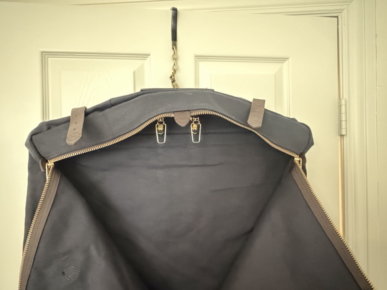 Filson Rugged Twill Garment Bag | Navy | Made in USA | Discontinued