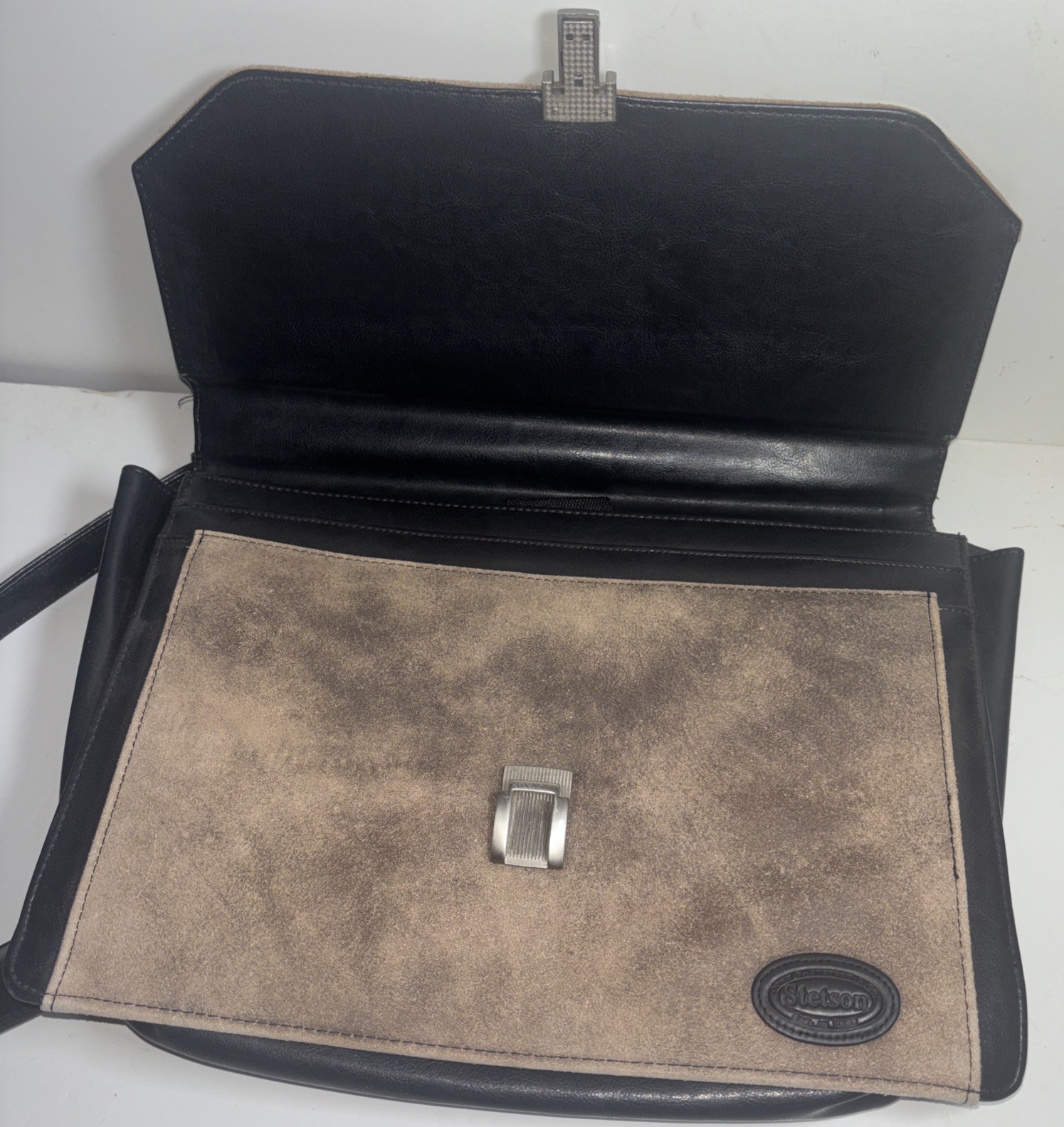 Vintage Stetson Leather Briefcase Messenger MANbag 15×12 Inch Distressed Rugged