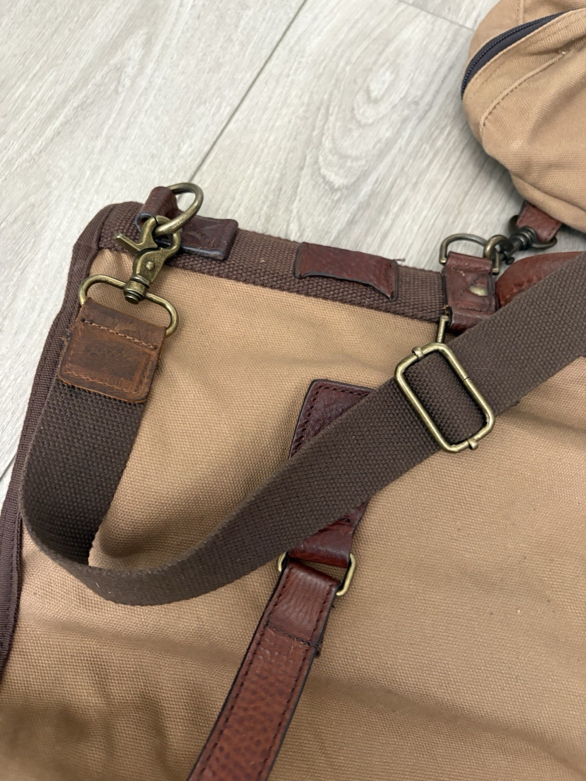 Duluth Trading Canvas Leather One Night Stand Garment Bag Suit Carrier Travel