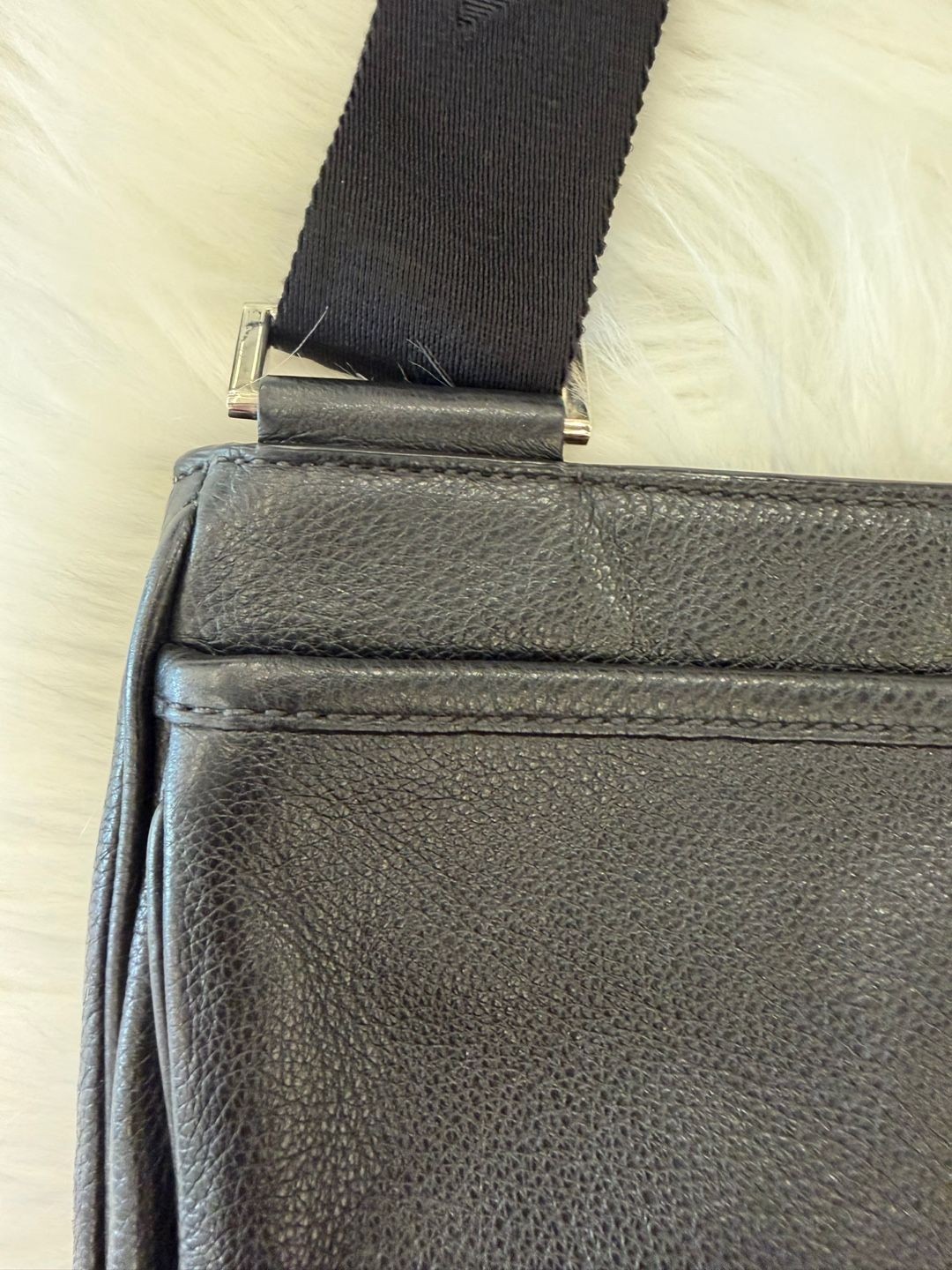 Prada Vitello Leather Crossbody Bag (2VH019) 151645554 [P]