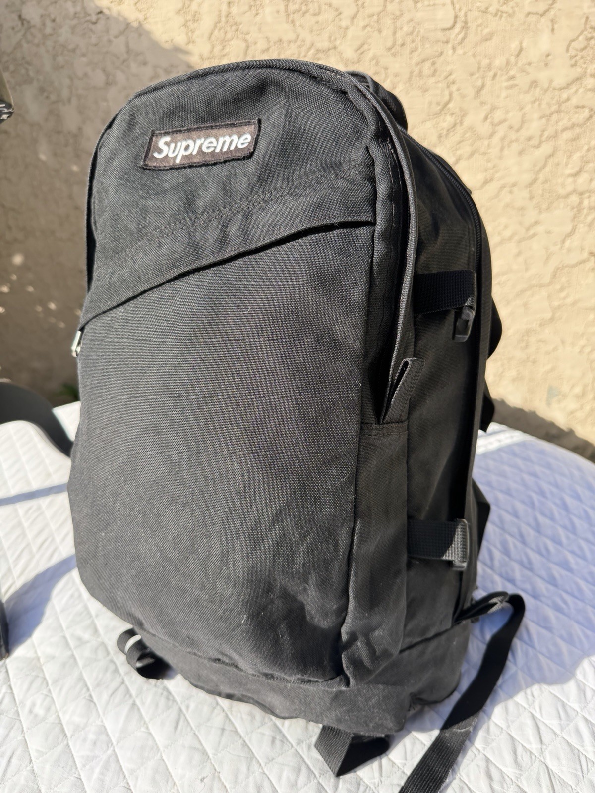 **well Worn Broken Clip* Vintage Ss02 12th Supreme Box Logo Backpack Black Nylon