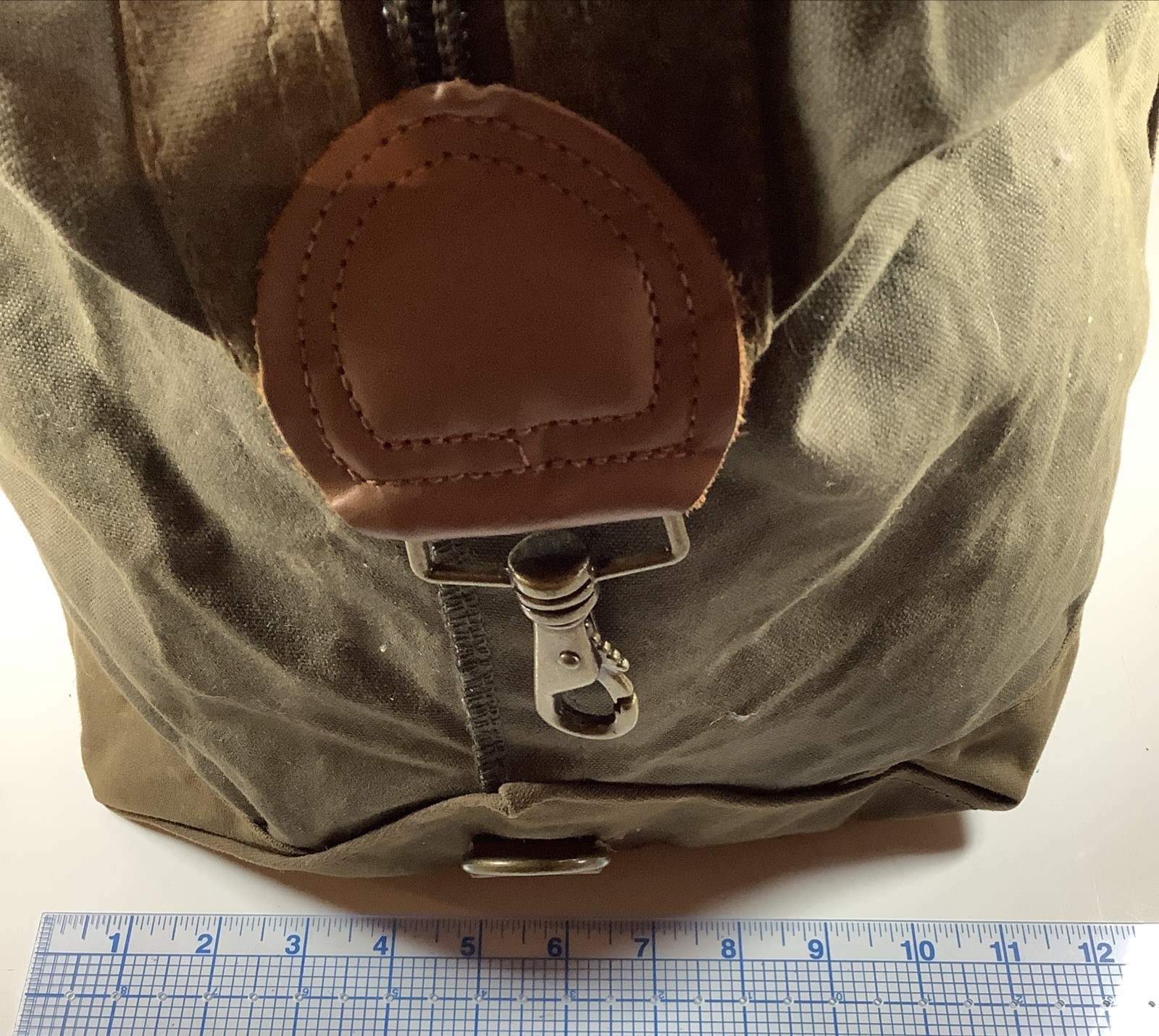 CB Station Waxed Canvas Duffle Bag Olive Green Leather Trim Travel 21”