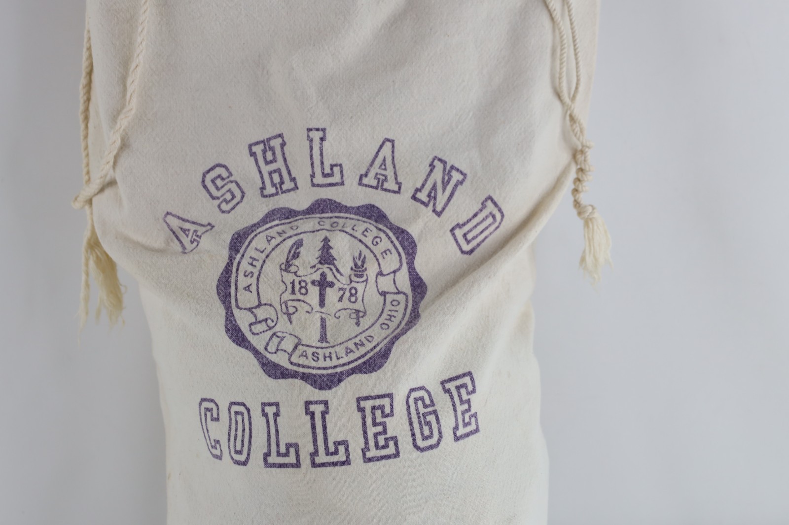 Vintage 70s Distressed Ashland College University Canvas Cinch Top Bag Cream USA