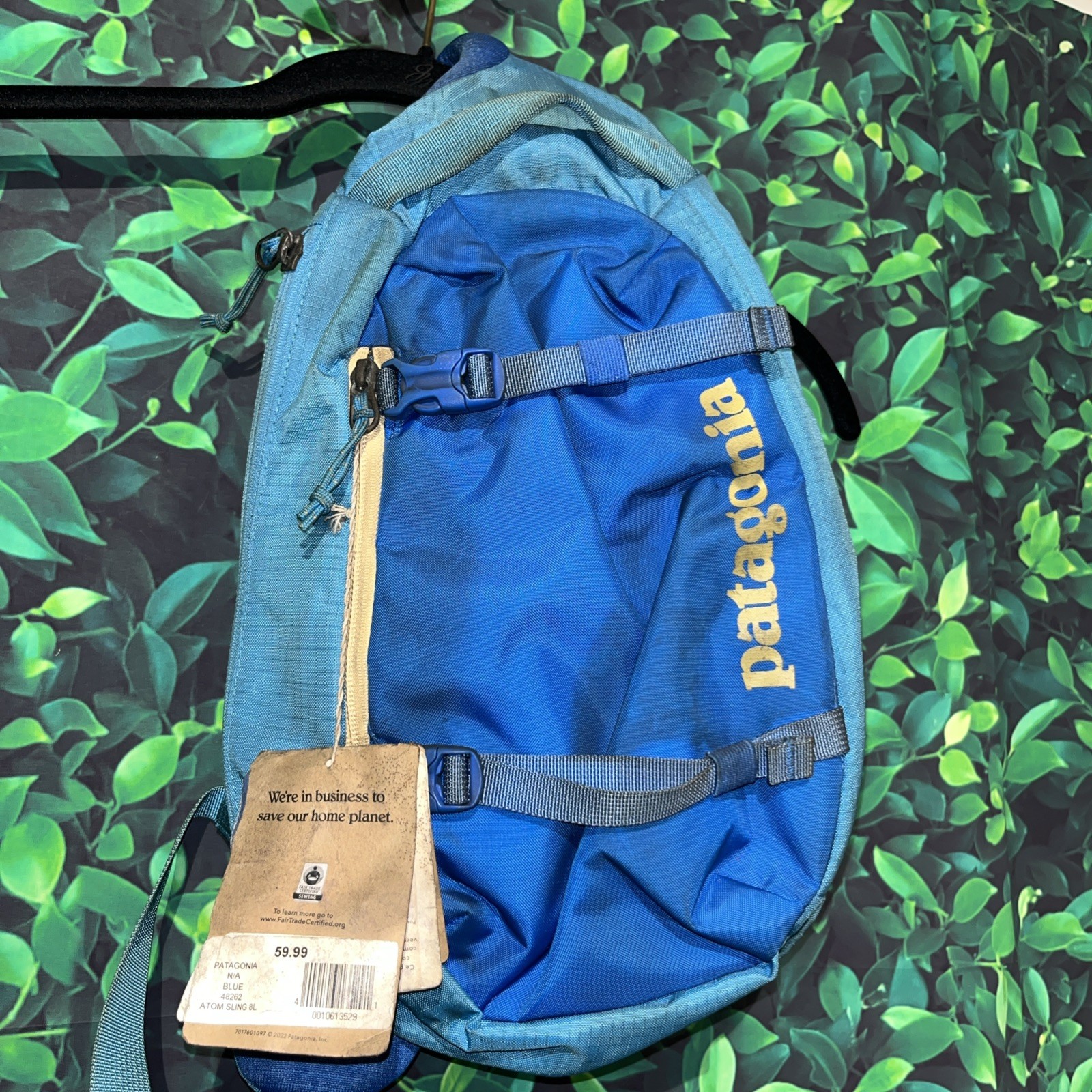 Patagonia Blue Atom Sling 8L With Defects