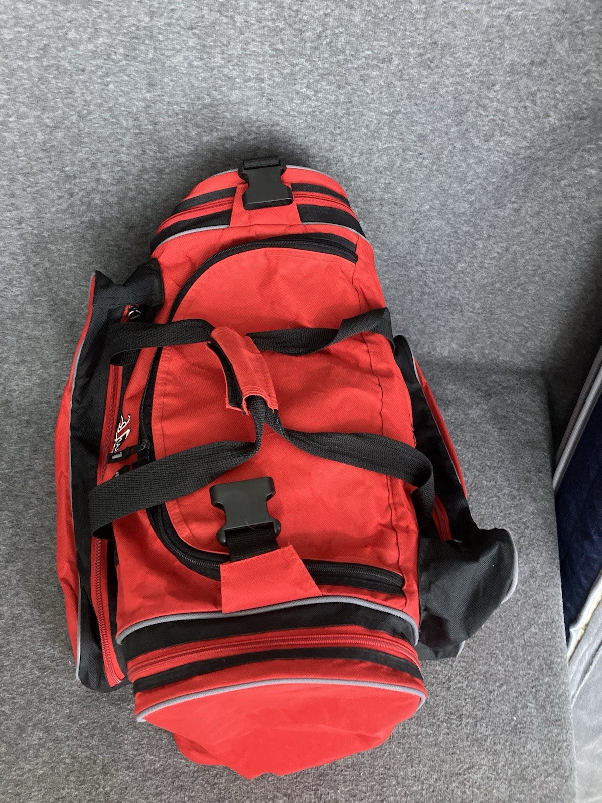 Justin Boots NFR PRCA Wrangler Rodeo Duffle Bag 2007 Large Red Cowboy Western