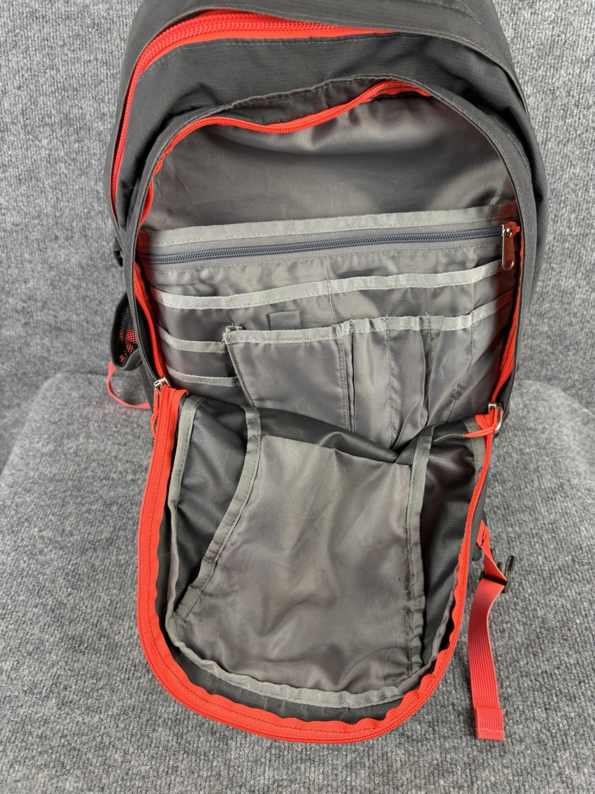 The North Face Recon Backpack Black Hiking Outdoors Laptop School Pink Gray