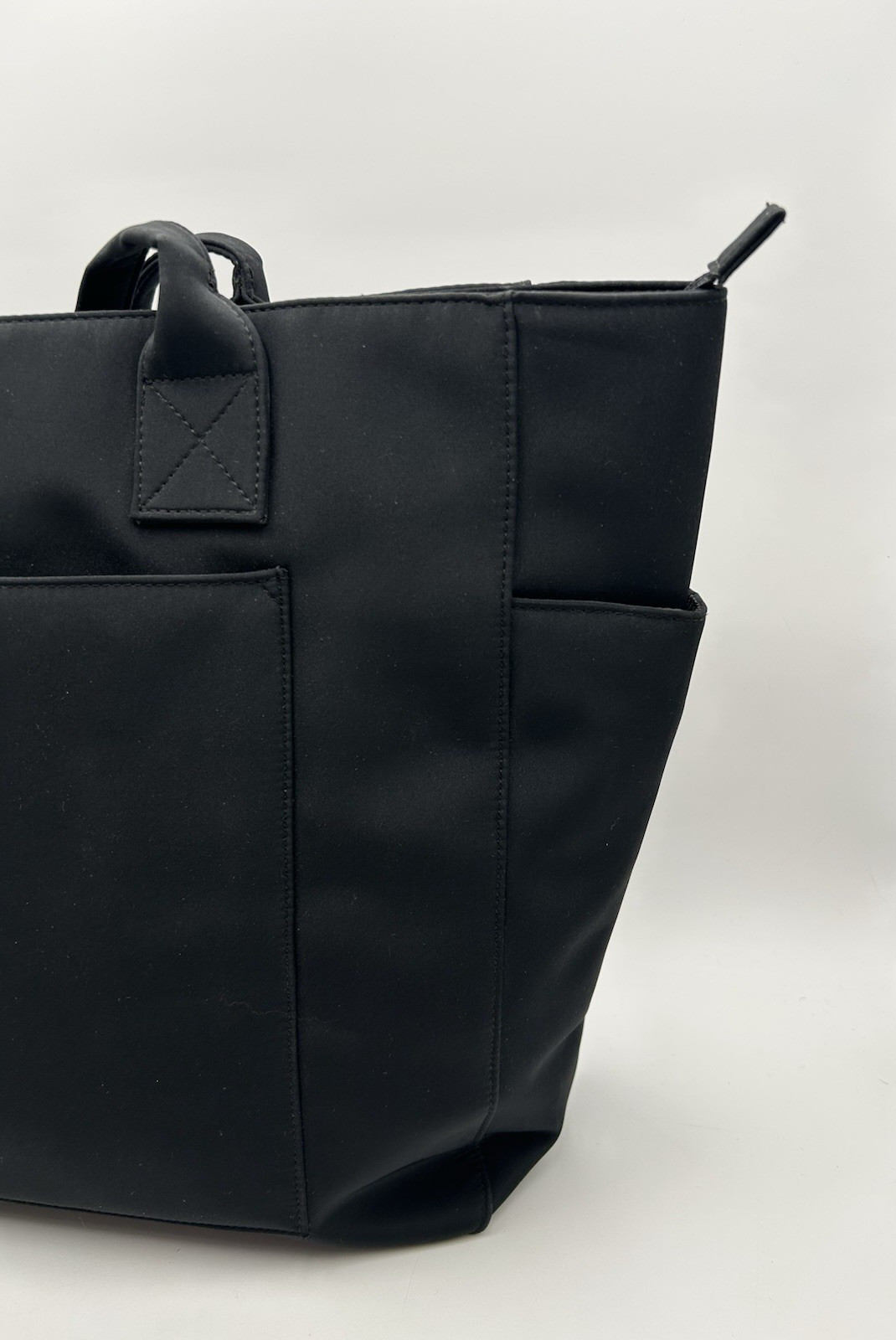 L.L. Bean Large Black Computer Shoulder Tote Bag Multiple Pockets Professional