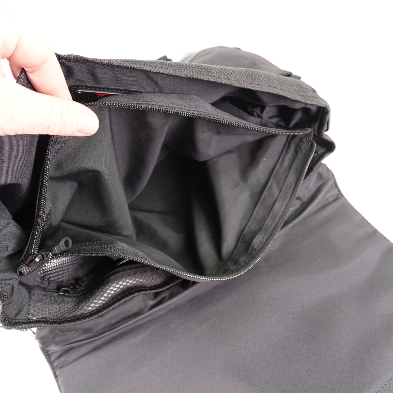 Tumi T2 Ballistic Large Messenger Briefcase Laptop Bag Nylon Black Shoulder 508C