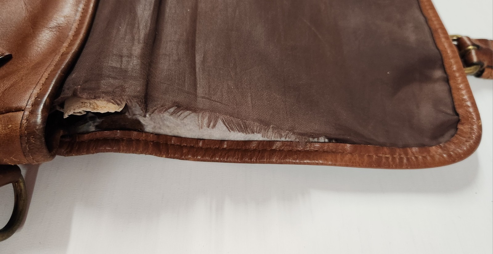 Wilsons Leather Camel Brown Messenger Laptop Computer Bag Briefcase