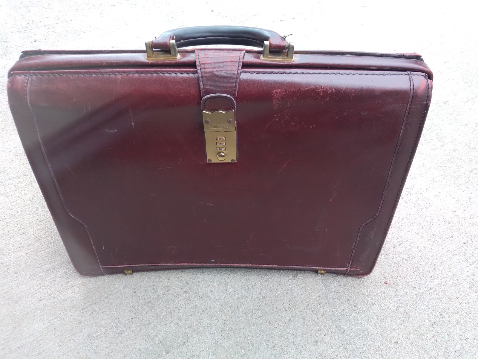 Vintage Schlesinger Work Bag Briefcase Combo Lock