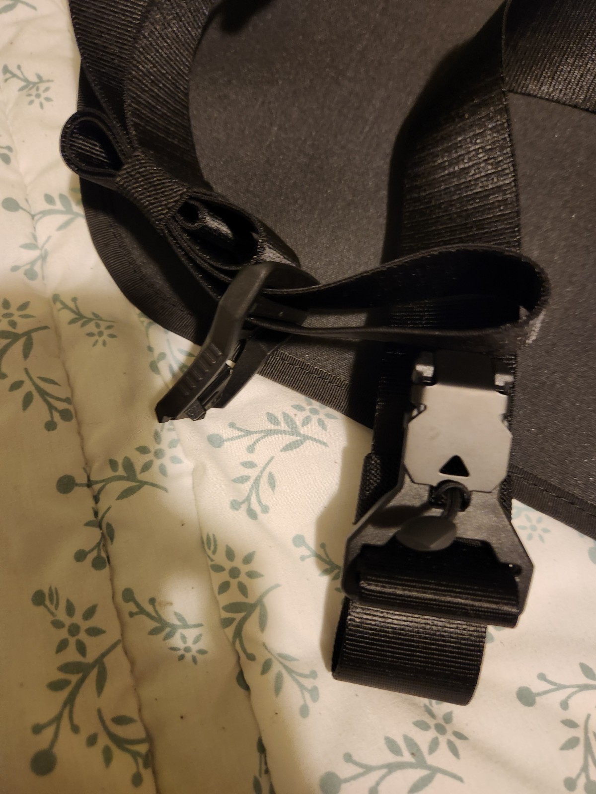 NWT Alpaka Bravo Sling Mini Waterproof
