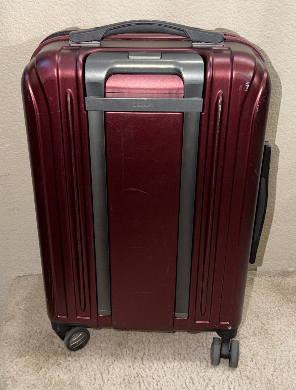 DELSEY 23” Paris Helium Aero Hardside Luggage with Spinner Wheels Free-Ship!!